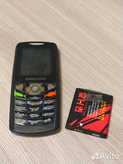 Мобильные телефоны