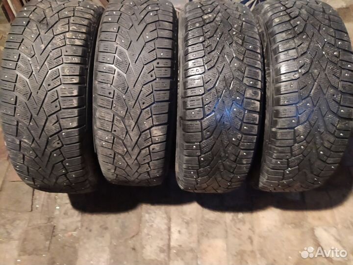 Gislaved NordFrost 100 SUV 235/65 R17