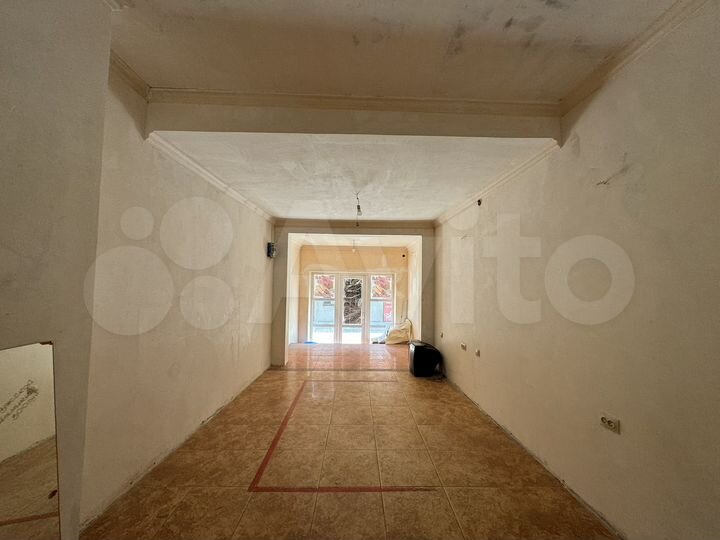 2-к. квартира, 65 м², 1/5 эт.