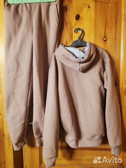 Спортивный костюм новый