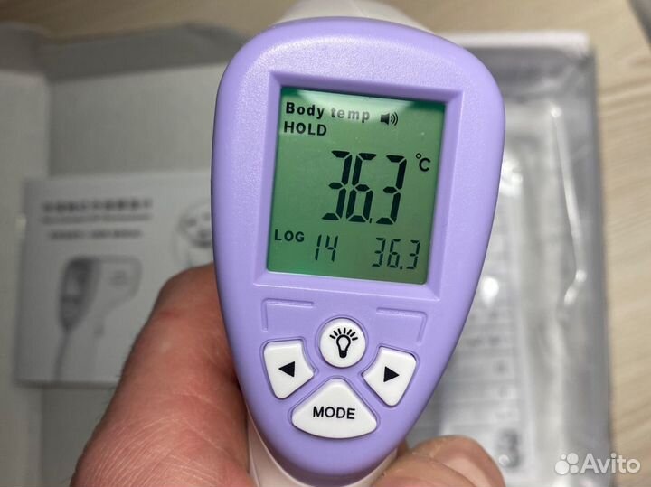 Цифровой инфракрасный термометр