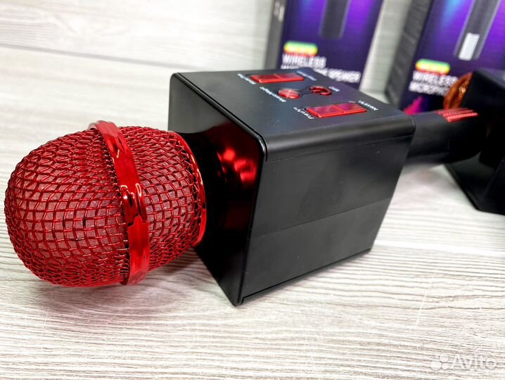 Беспроводной караоке микрофон