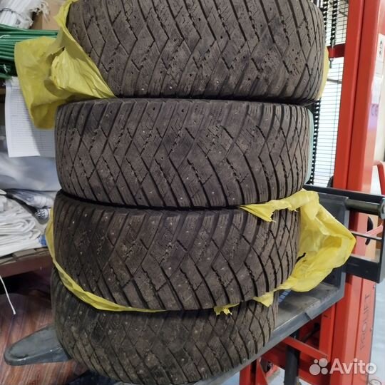 Goodyear Ultragrip Ice Arctic 265/60 R18 114T