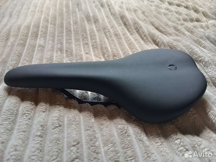 Седло Outleap Velo-9