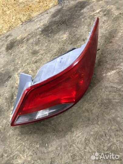 Фонарь задний правый Hyundai Solaris