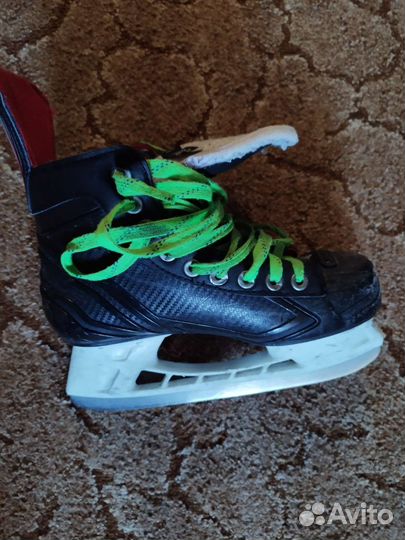 Хоккейные коньки bauer vapor x300, размер 37,5