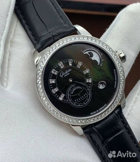 Женские наручные часы glashutte