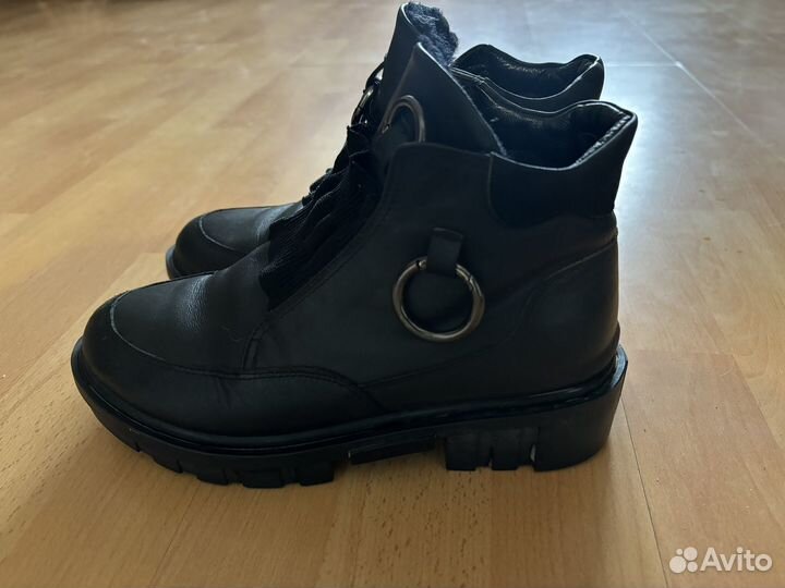 Ботинки женские