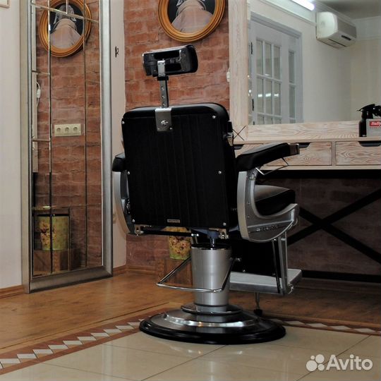 Кресло для барбершопа Apollo 2 от Takara Belmont