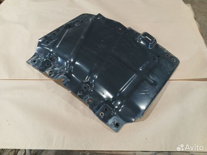 Кронштейн крыла переднего Scania 6-Series