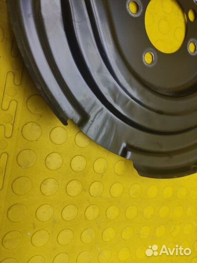 Щиток тормозного диска, пыльник тормозного диска