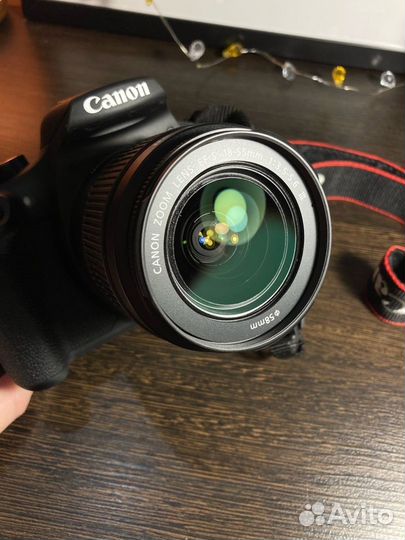 Зеркальная камера Canon EOS 1300D Kit 18-55mm DC