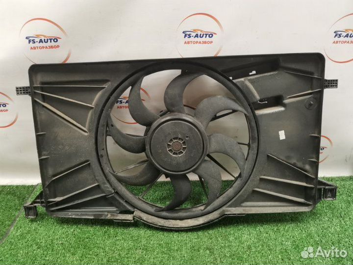 Вентилятор охлаждения Ford Focus 3 хетчбэк 1.6
