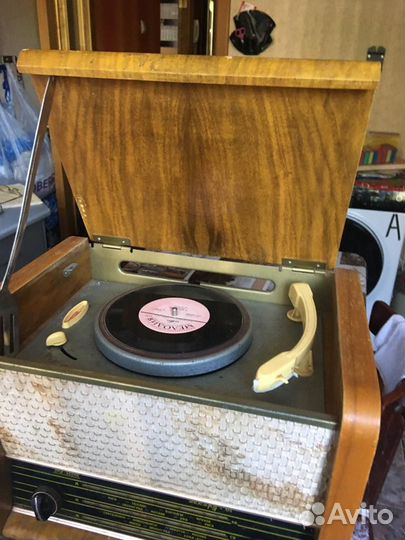 Радиола Рекорд 61