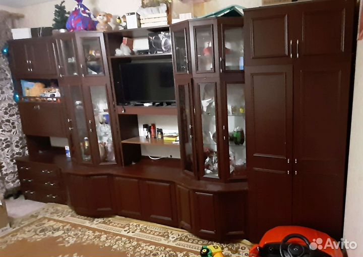 Стенка в гостиную бу