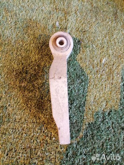 Кронштейн опоры двс 31277781 Volvo S60 FS