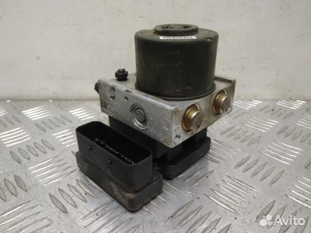 Блок ABS Mini Cooper R50 2004 6765325