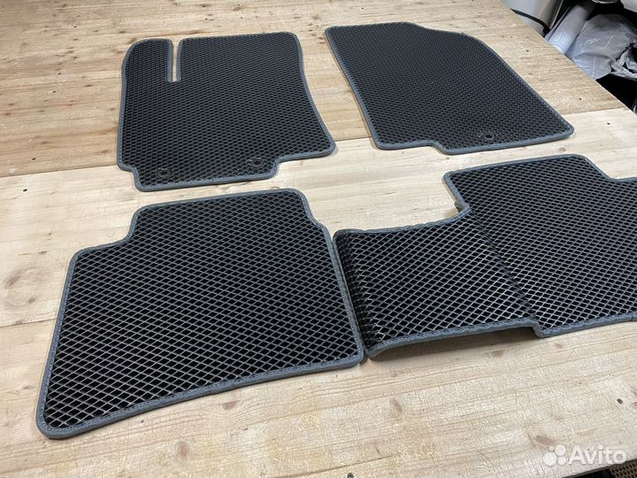 Автоковрики EVA для Hyundai Solaris 2010-2017