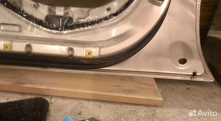 Дверь передняя правая Toyota Land Cruiser 100