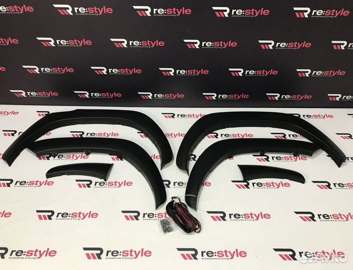 Фендера Toyota Hilux Pick Up с 2016 R672