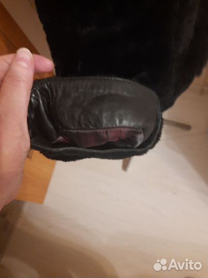 Шуба мутоновая с капюшоном 44-46