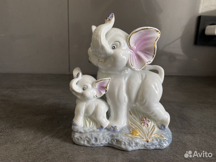 Статуэтка слоненок, керамика, белый