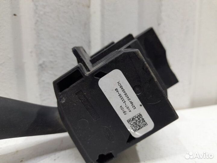 Переключатель поворотов Ford Focus 3 2011