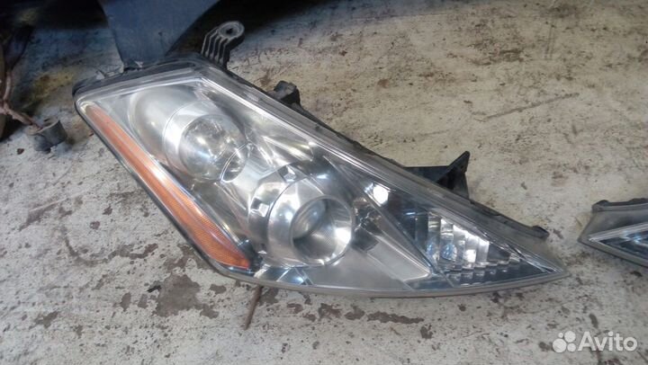 Фара правая на Ниссан Мурано 06г
