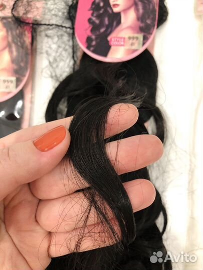 Волосы на заколках