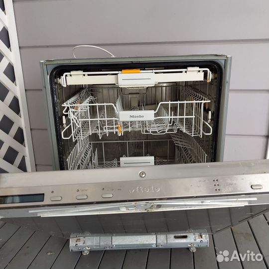 Посудомоечная машина MieleG 5570 scvi