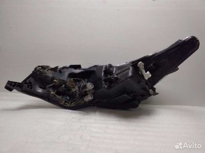 Фара правая Toyota Corolla