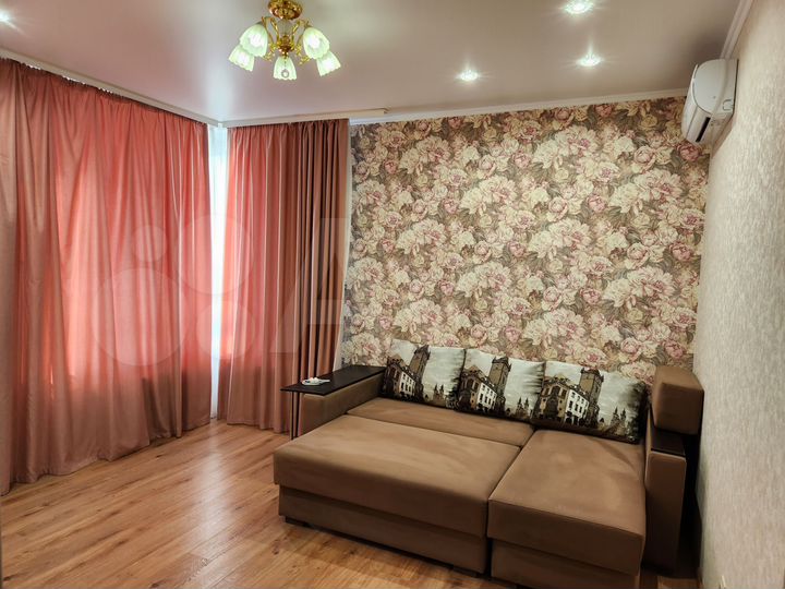 2-к. квартира, 56 м², 8/23 эт.