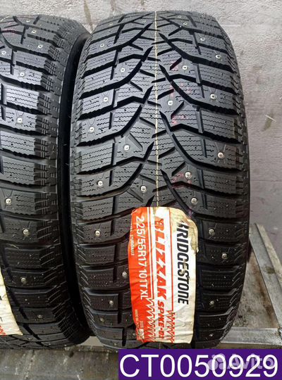 Bridgestone Blizzak Spike-02 225/55 R17 96T
