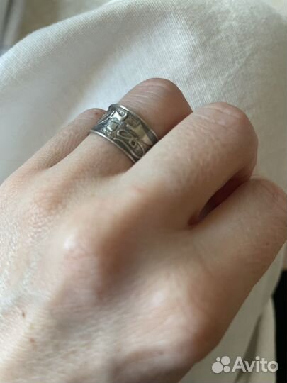 Кольцо женское