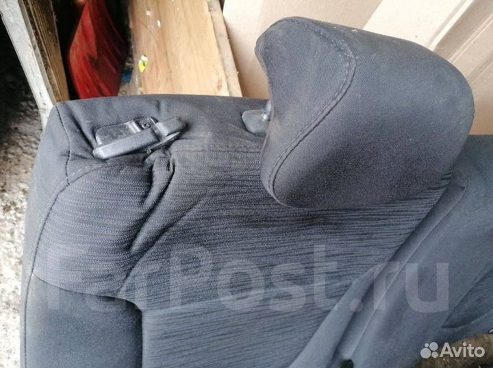 Задняя спинка дивана на Hyundai Solaris 2010-2017