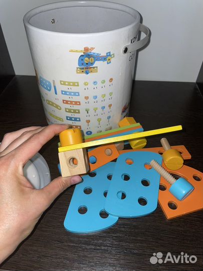 Деревянный конструктор для малышей