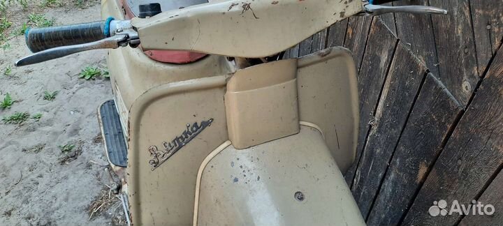 Мотороллер Вятка