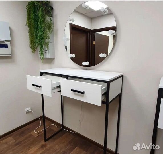 Зеркало безрамочное с лампами