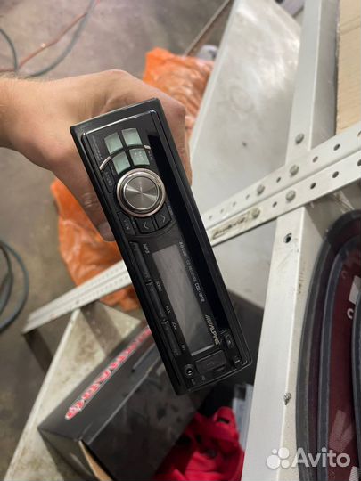 Автомагнитола alpine