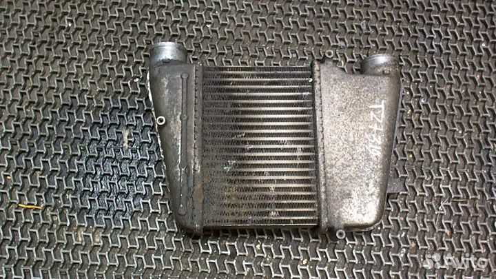 Радиатор интеркулера Nissan Elgrand, 1999