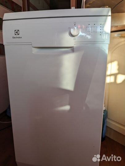 Посудомоечная машина Electrolux 45 см Польша еще