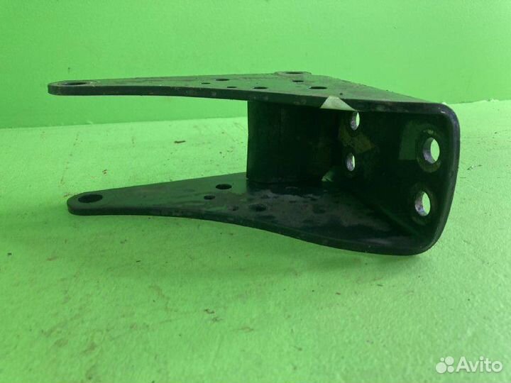 Кронштейн кабины MAN TGA