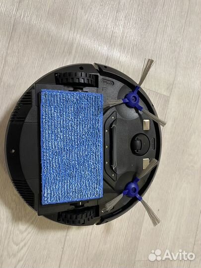 Робот пылесос