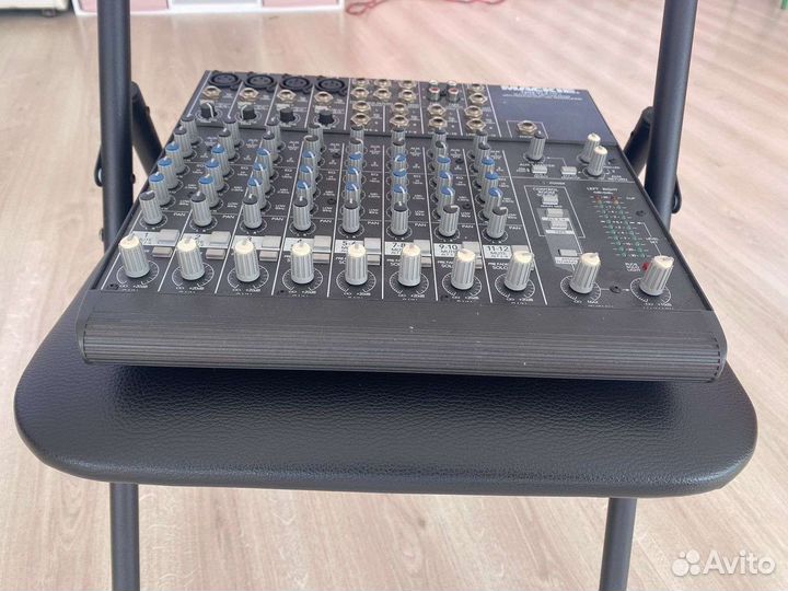 Микшерный пульт