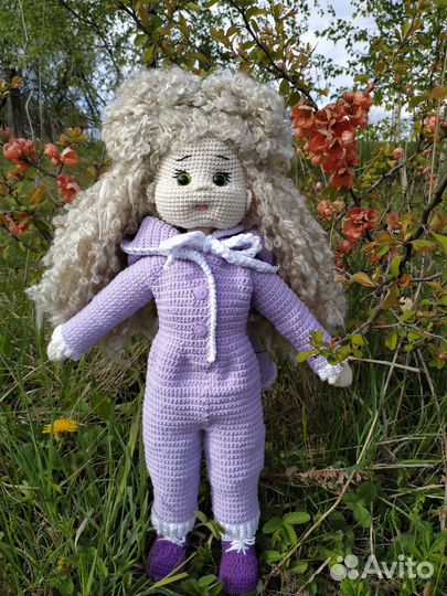Вязаная куколка