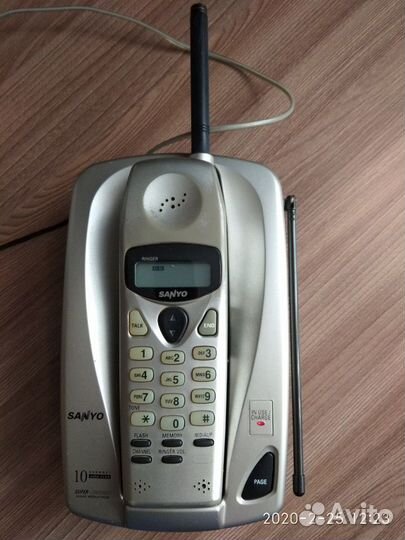 Радиотелефон Sanyo