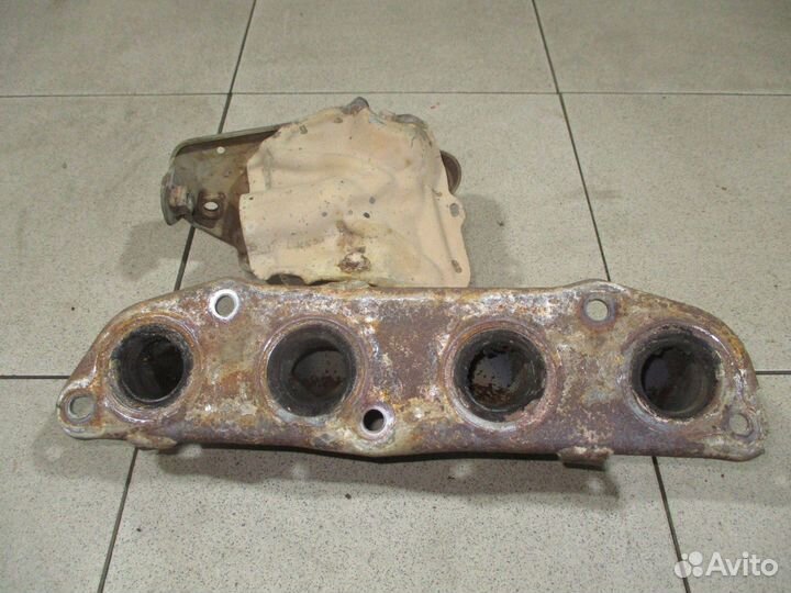 Коллектор выпускной Nissan Juke (F15)