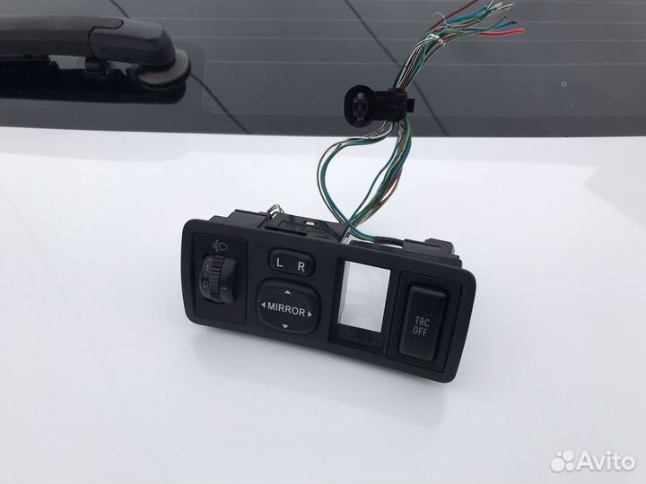 Блок регулировки зеркал Toyota Corolla 120