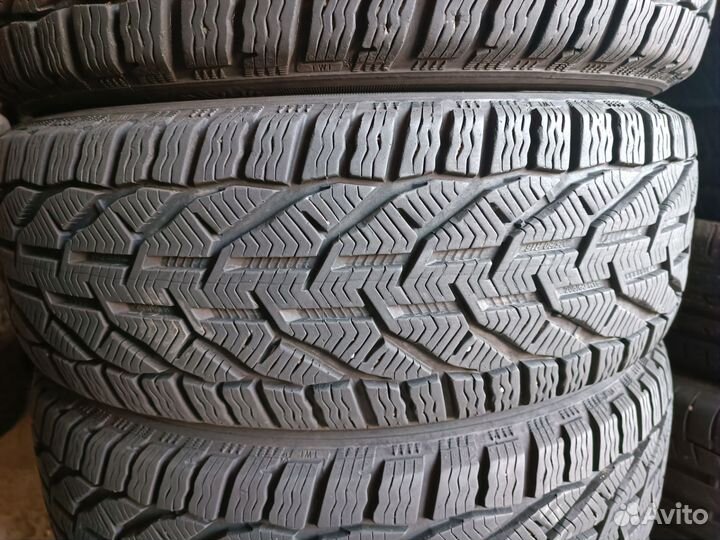 Kormoran Snow 205/60 R16 96H