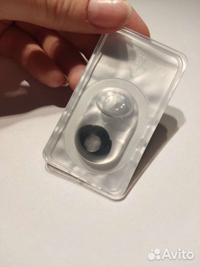 Чёрные контактные линзы